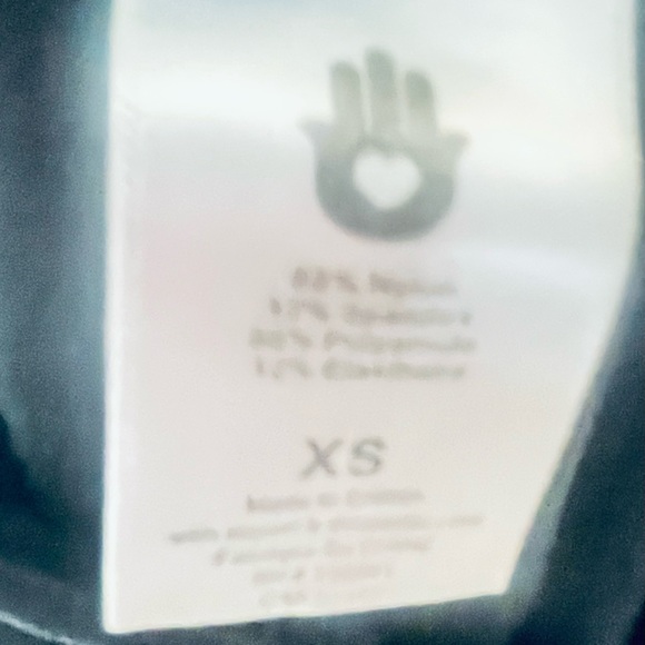 Spiritual Gangster Black leggings. Inside pocket. - Picture 10 of 13